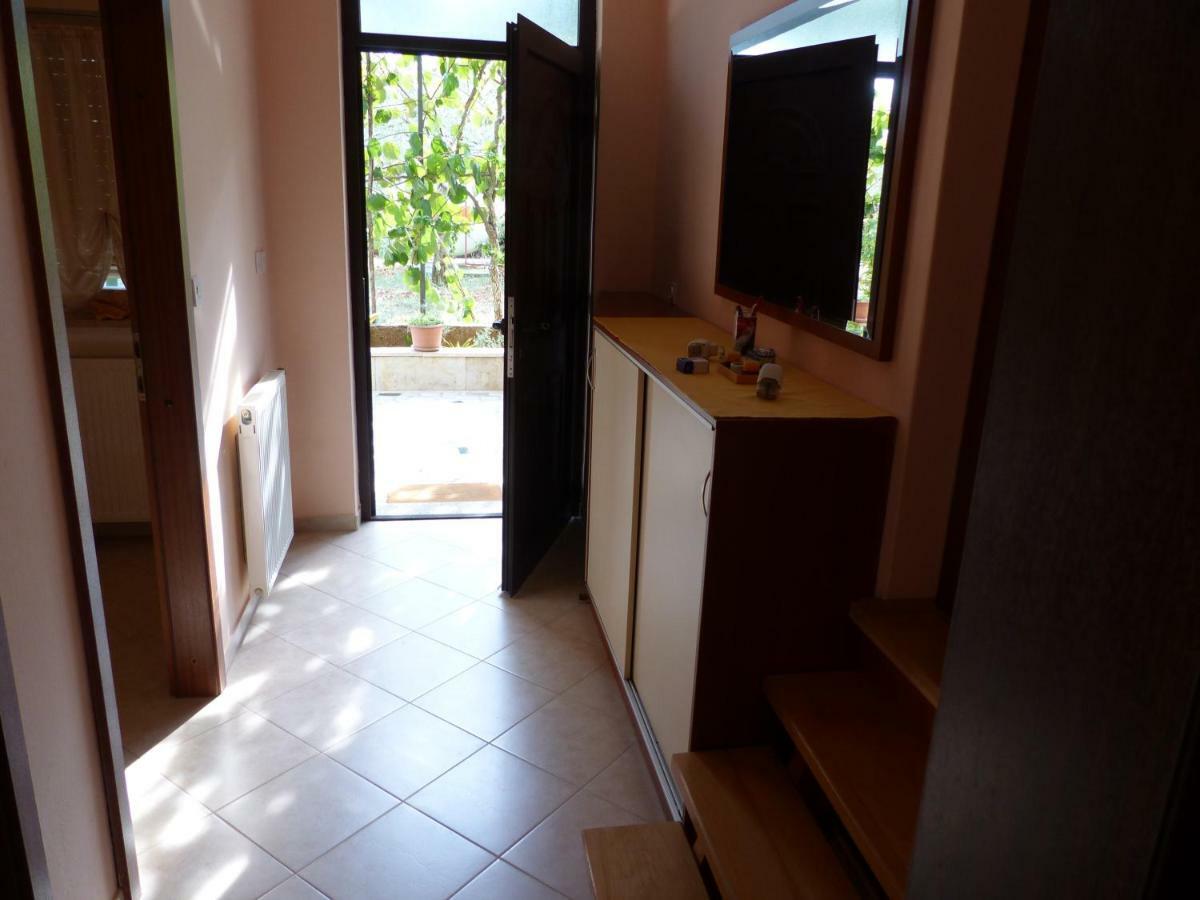 Apartment Ana Krnica Eksteriør billede