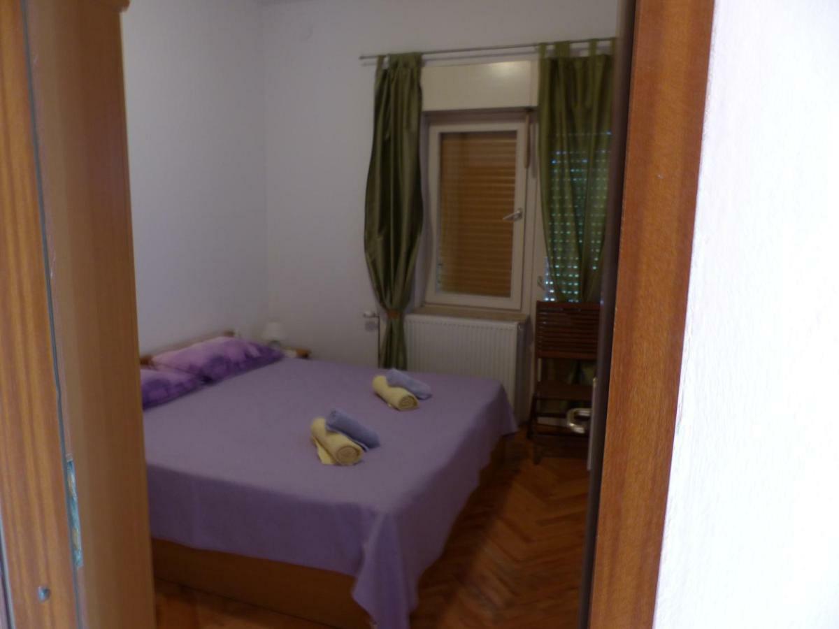 Apartment Ana Krnica Eksteriør billede